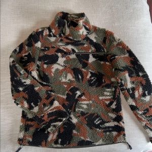 L.L. bean Signature fleece pullover